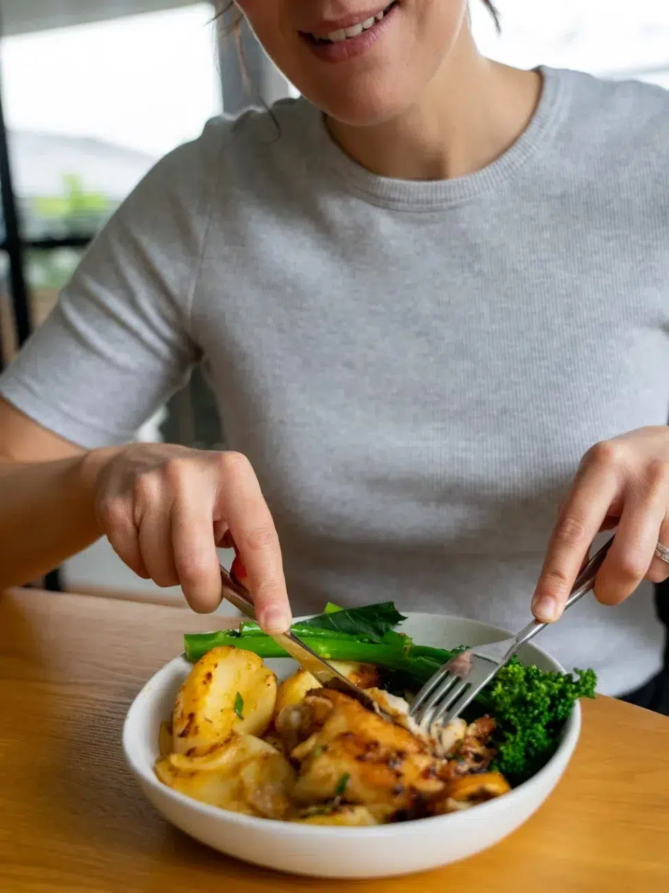 Nic tasting her one pan lemon garlic chicken and potatoes